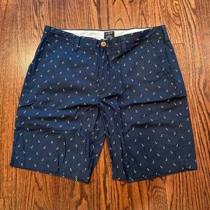 Men’s J. Crew Gramercy Short in Blue Anchor Print, Size 33